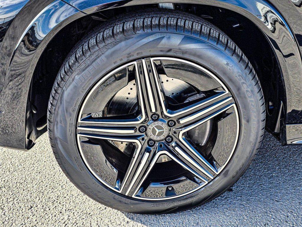 used 2025 Mercedes-Benz GLE 450 car, priced at $68,231