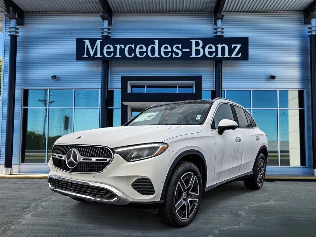 new 2026 Mercedes-Benz GLC 300 car, priced at $59,470