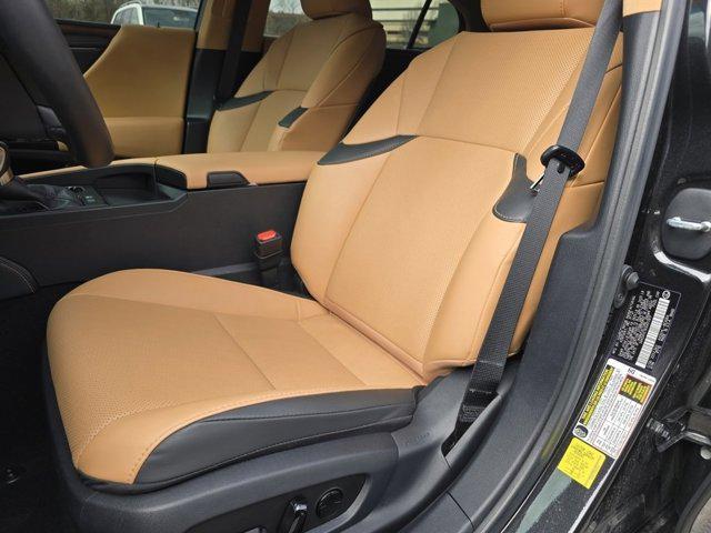 used 2025 Lexus ES 300h car, priced at $47,978