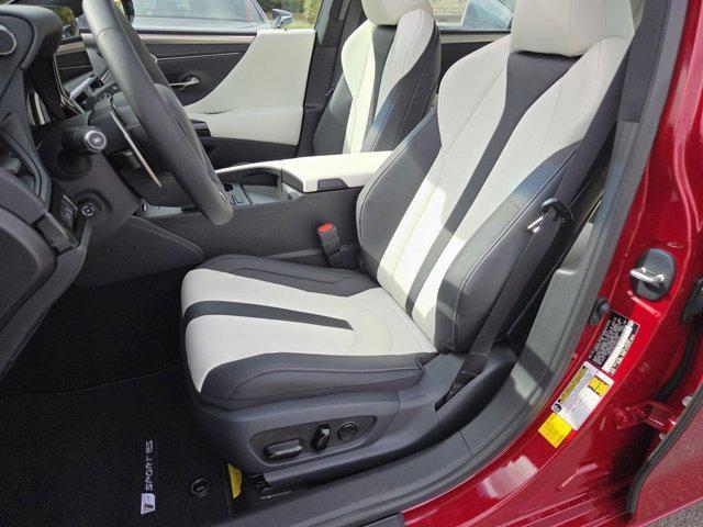 new 2025 Lexus ES 350 car, priced at $53,359