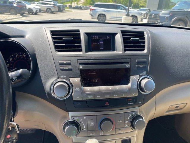 used 2011 Toyota Highlander car, priced at $11,988