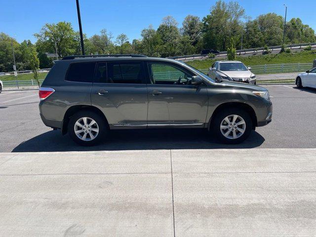 used 2011 Toyota Highlander car, priced at $11,988