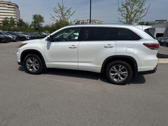 used 2015 Toyota Highlander car, priced at $17,498
