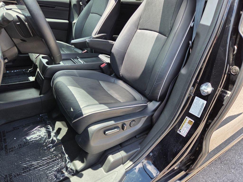 used 2023 Honda Odyssey car, priced at $39,940