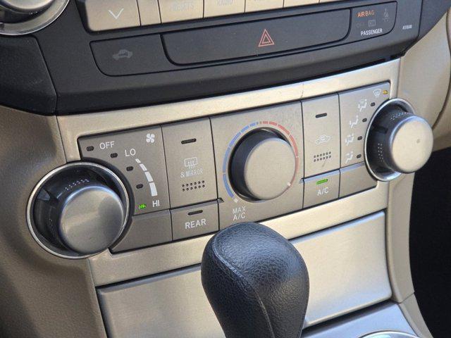 used 2012 Toyota Highlander car, priced at $8,478