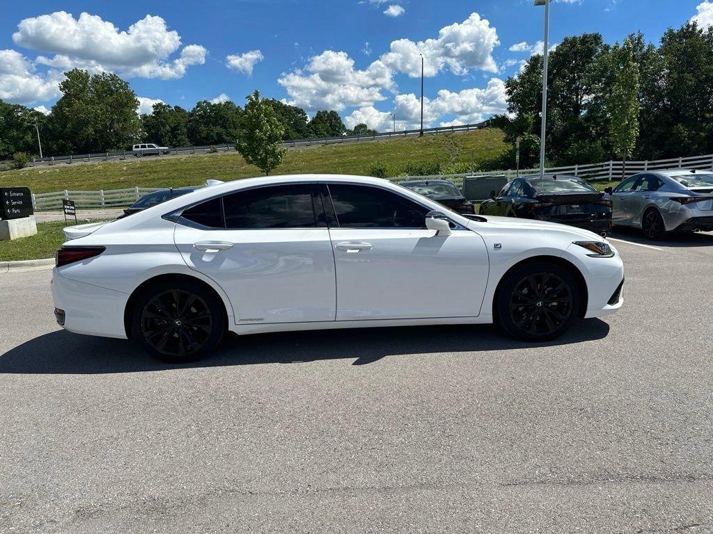 used 2022 Lexus ES 300h car, priced at $31,585