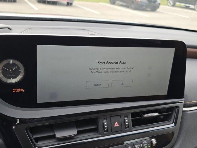 used 2025 Lexus ES 350 car, priced at $45,208