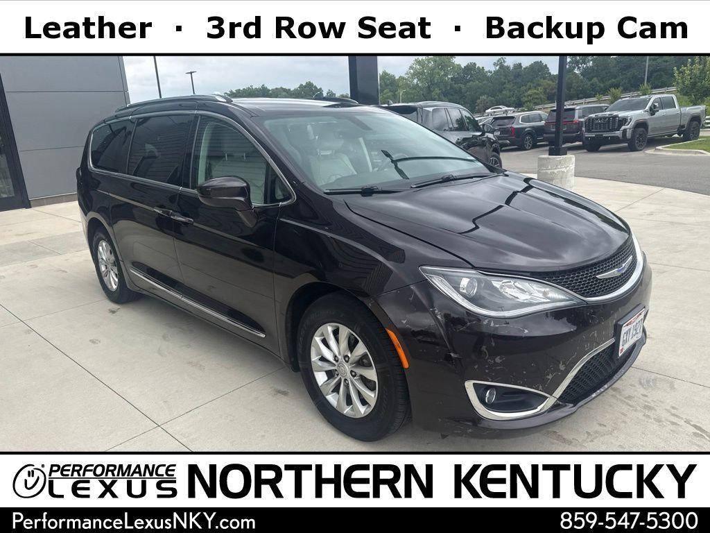 used 2019 Chrysler Pacifica car, priced at $11,495