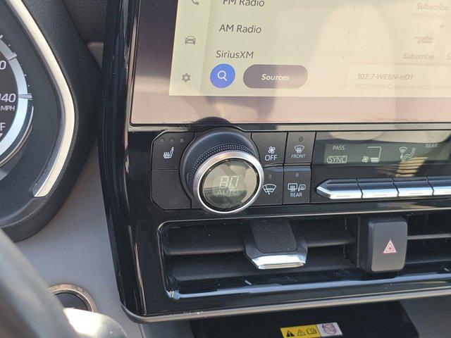 used 2023 Toyota Highlander car, priced at $34,138