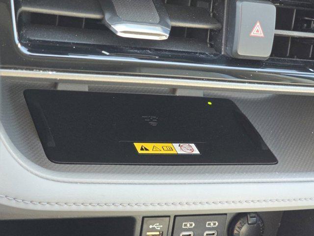 used 2023 Toyota Highlander car, priced at $34,138