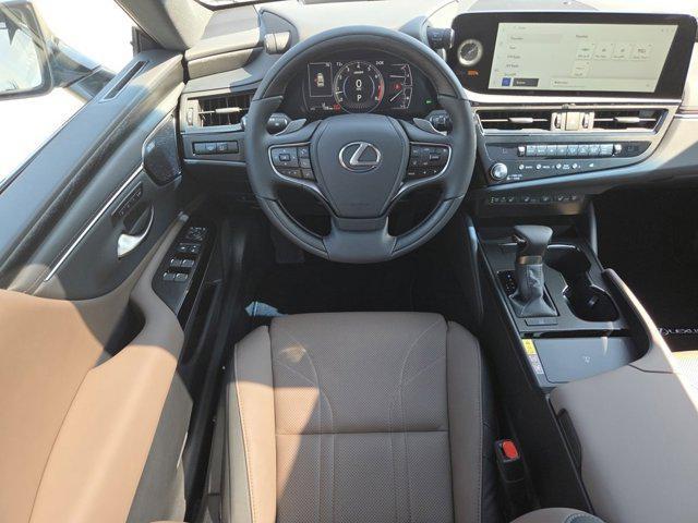 new 2025 Lexus ES 350 car, priced at $52,033
