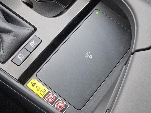 used 2025 Lexus ES 300h car, priced at $43,246