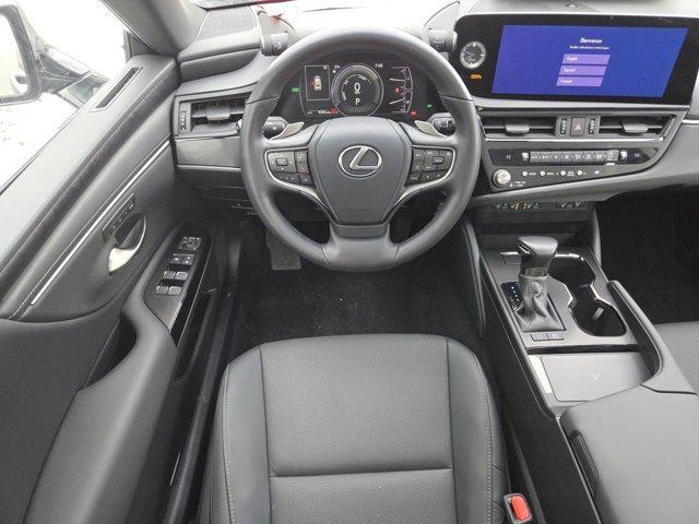 used 2025 Lexus ES 300h car, priced at $43,246