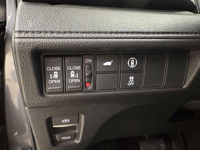 used 2024 Honda Odyssey car, priced at $37,144