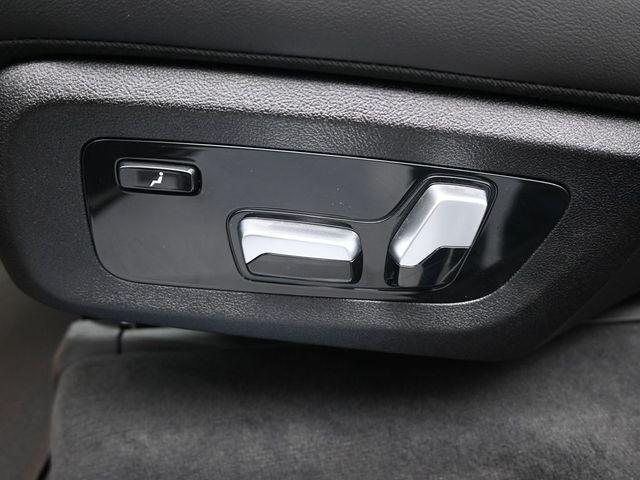 new 2026 BMW X7 car, priced at $94,385