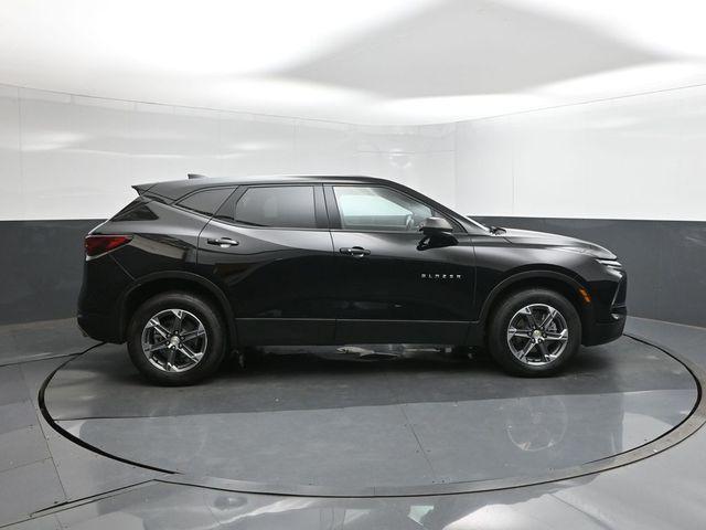used 2025 Chevrolet Blazer car, priced at $24,490