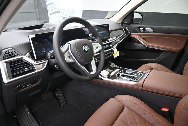 new 2026 BMW X7 car, priced at $94,800
