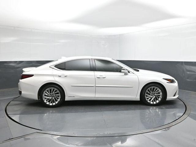 used 2021 Lexus ES 300h car, priced at $39,595