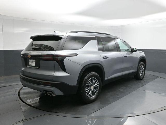 used 2024 Chevrolet Traverse car, priced at $33,244
