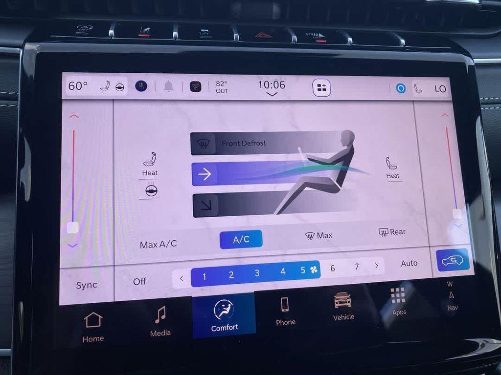 new 2025 Jeep Grand Cherokee car, priced at $51,695