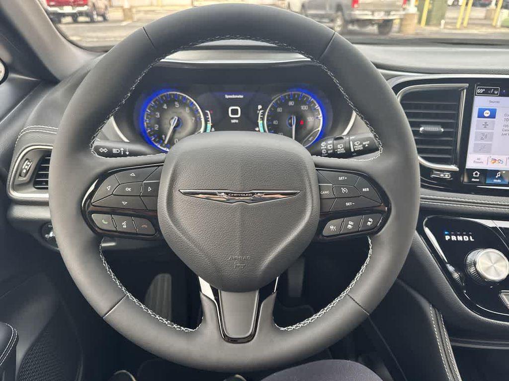 new 2026 Chrysler Pacifica car, priced at $52,953