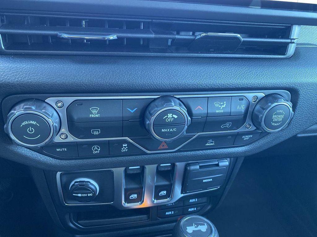 new 2026 Jeep Wrangler car, priced at $45,233