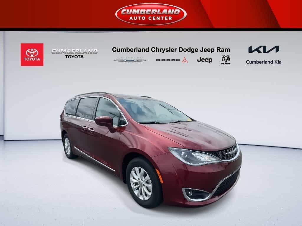 used 2017 Chrysler Pacifica car, priced at $12,856