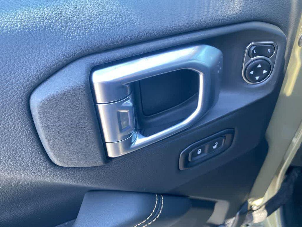 new 2026 Jeep Wrangler car, priced at $53,660