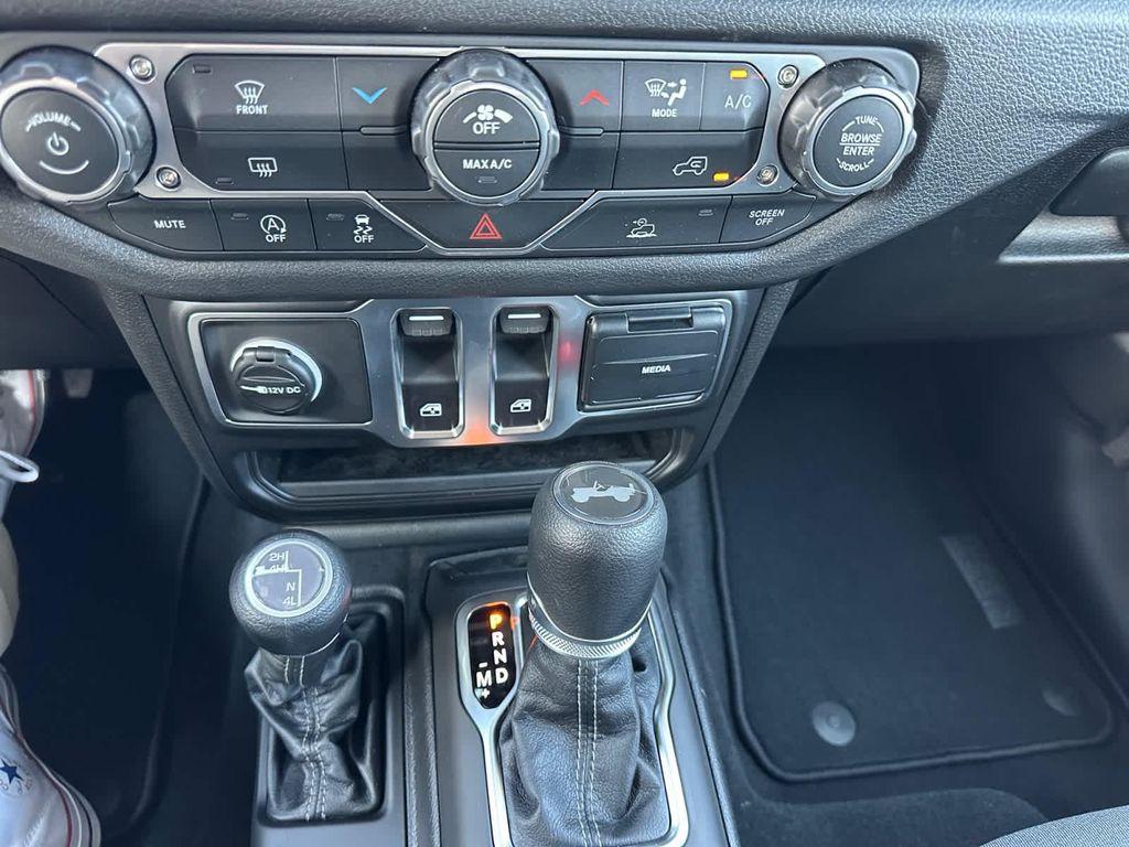 new 2026 Jeep Wrangler car, priced at $48,124