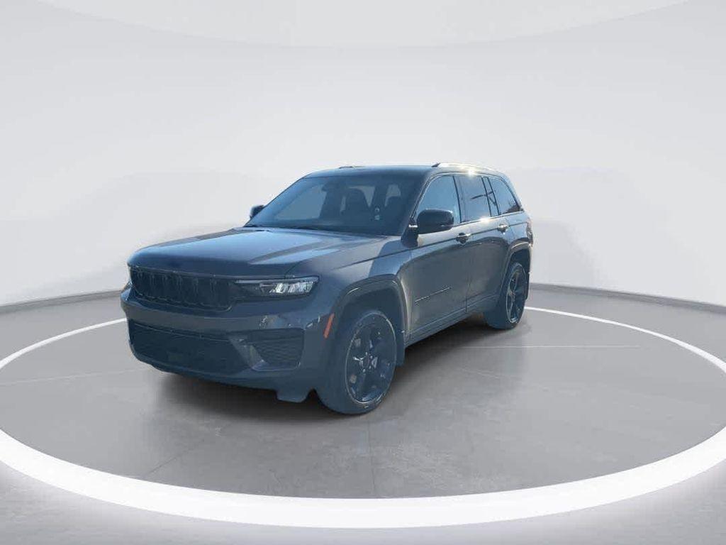 new 2025 Jeep Grand Cherokee car, priced at $47,961