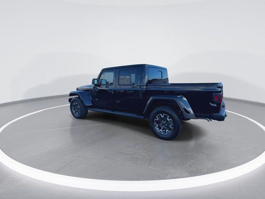new 2025 Jeep Gladiator car, priced at $51,835