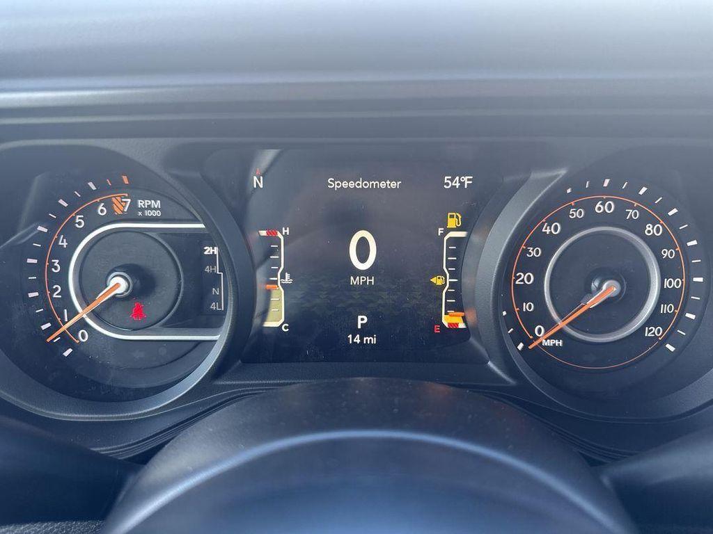 new 2025 Jeep Gladiator car, priced at $51,835