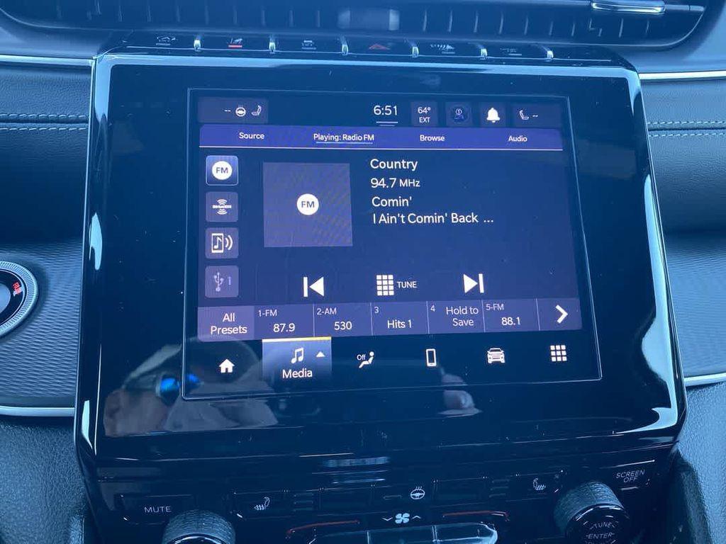 new 2025 Jeep Grand Cherokee L car, priced at $49,025