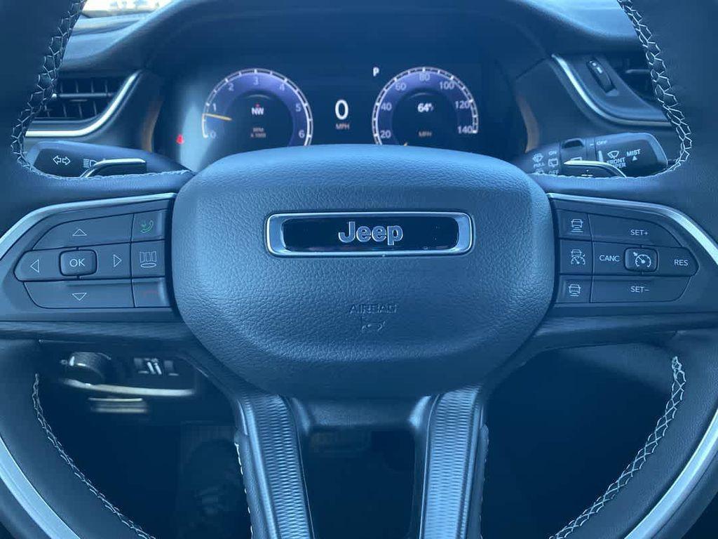 new 2025 Jeep Grand Cherokee L car, priced at $49,025