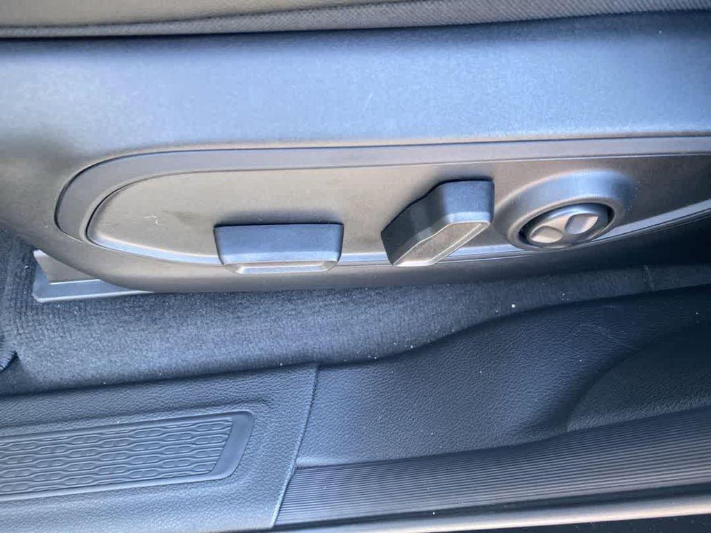 new 2025 Jeep Grand Cherokee L car, priced at $49,025