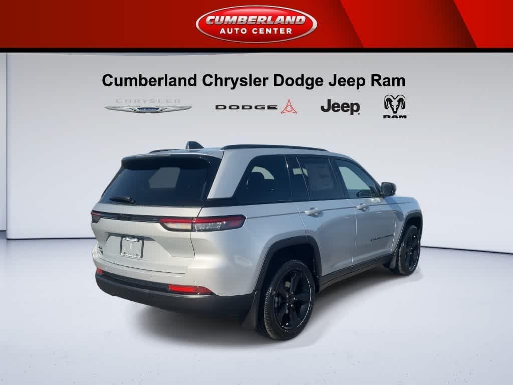 new 2025 Jeep Grand Cherokee car, priced at $47,961