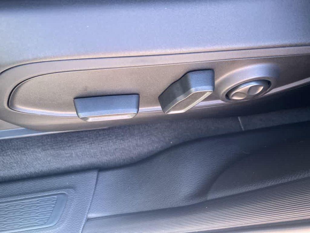 new 2025 Jeep Grand Cherokee car, priced at $47,961