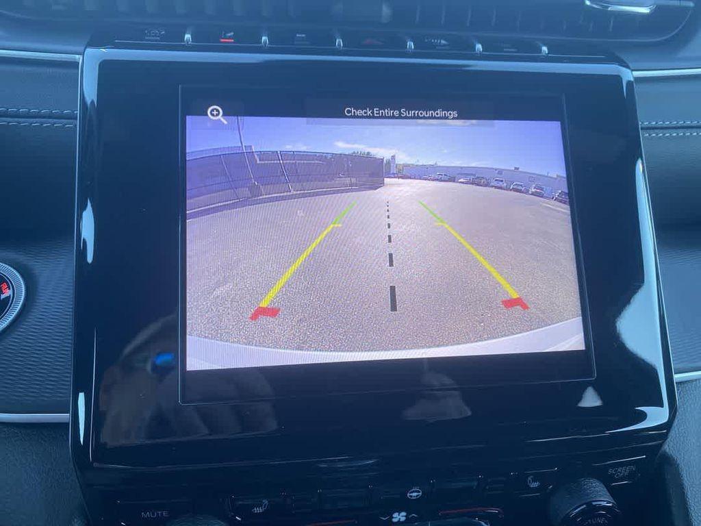 new 2025 Jeep Grand Cherokee car, priced at $47,961