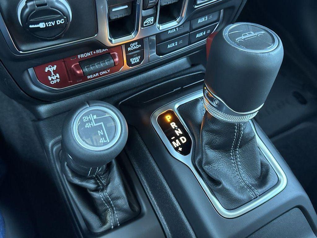 new 2025 Jeep Gladiator car, priced at $61,362