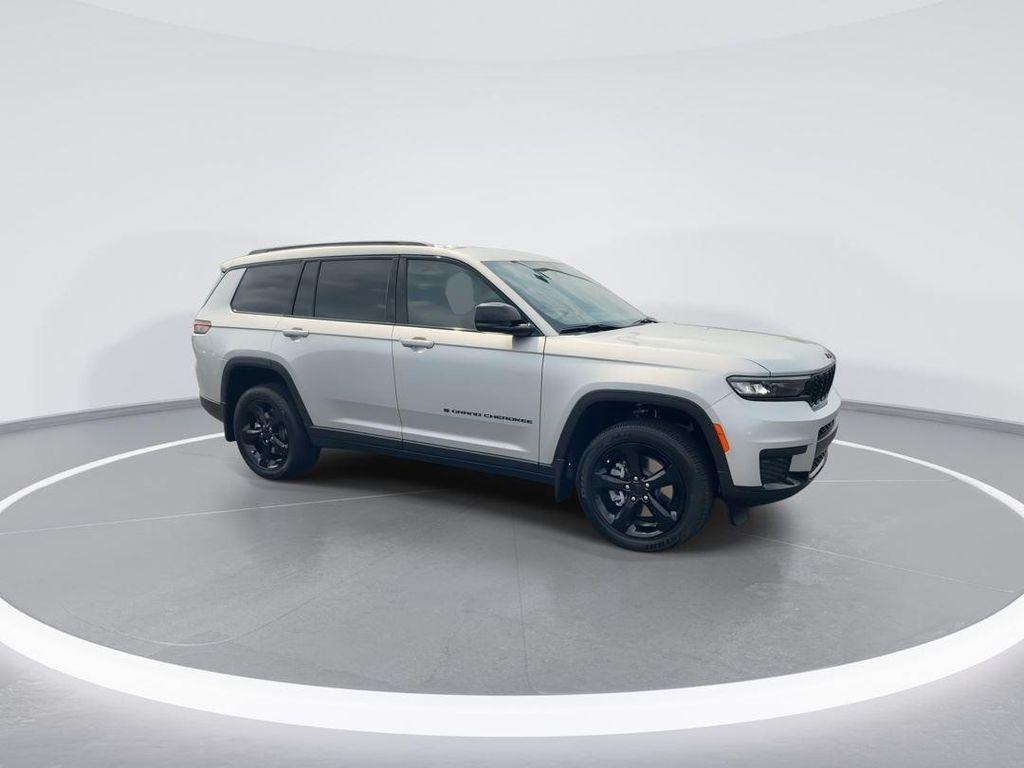 new 2025 Jeep Grand Cherokee L car, priced at $45,575
