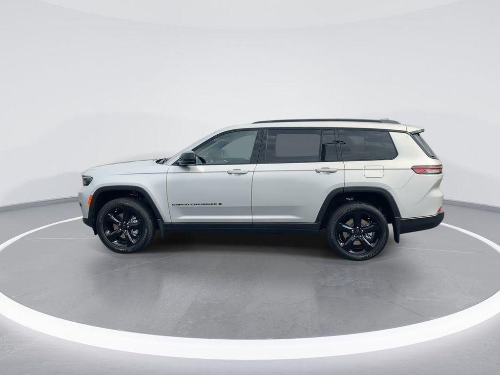 new 2025 Jeep Grand Cherokee L car, priced at $45,575