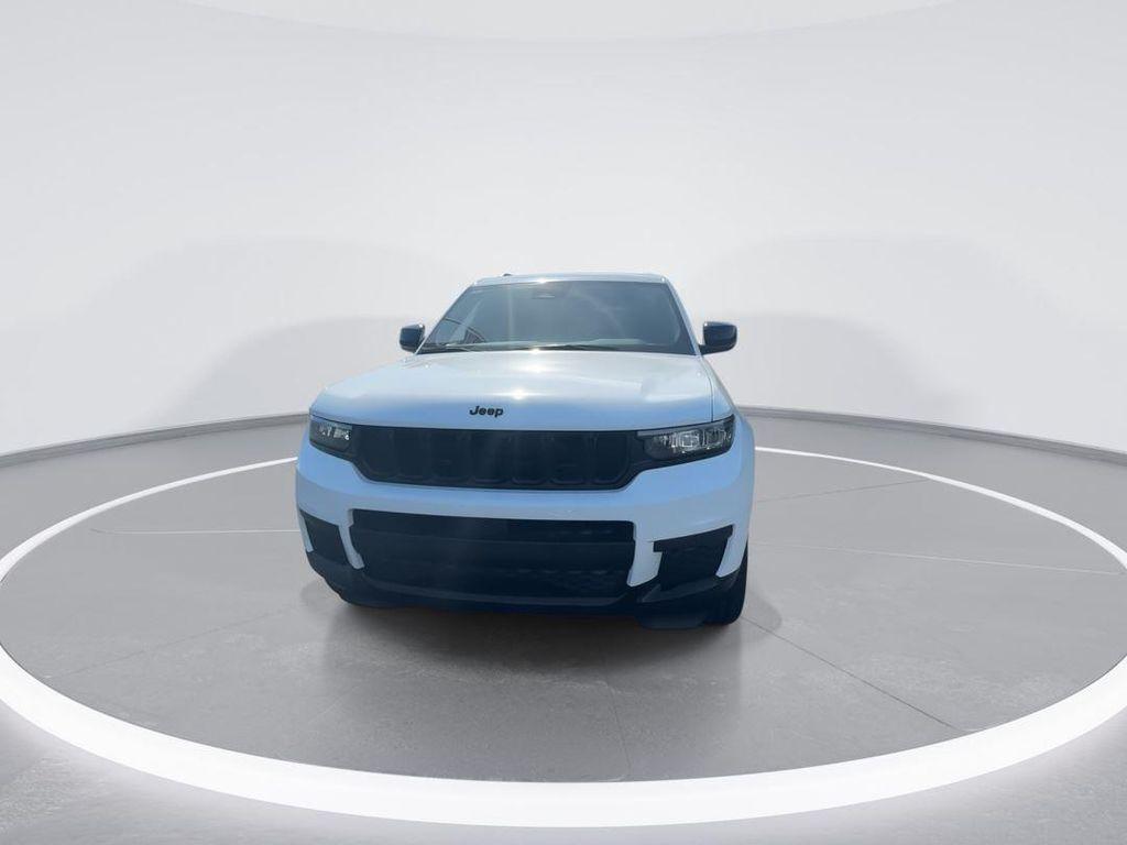 new 2025 Jeep Grand Cherokee L car, priced at $49,205