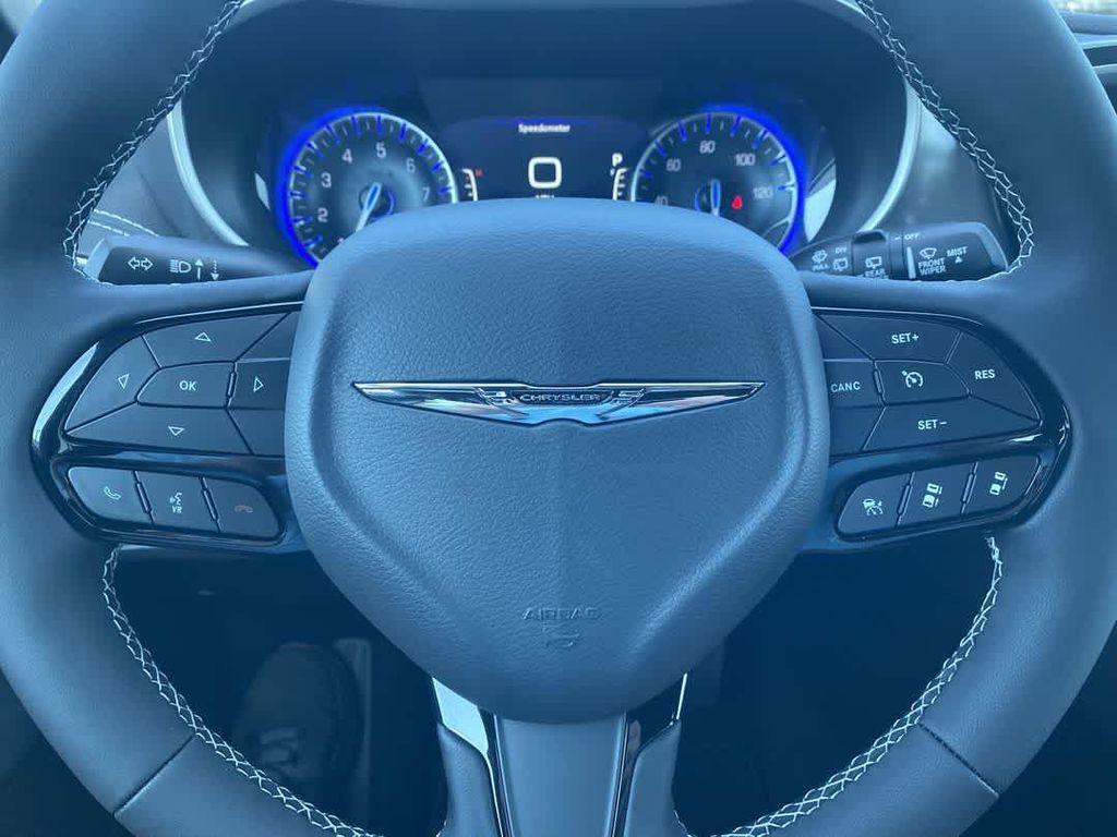 new 2026 Chrysler Pacifica car, priced at $47,773