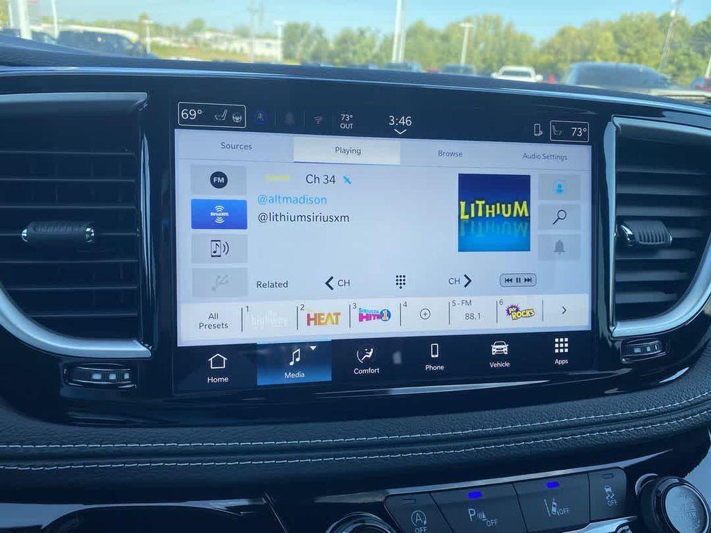 new 2026 Chrysler Pacifica car, priced at $47,773