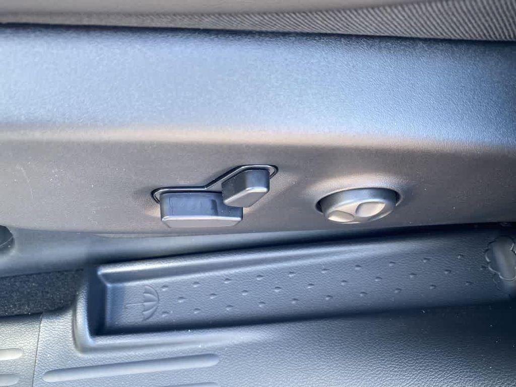 new 2026 Chrysler Pacifica car, priced at $47,773