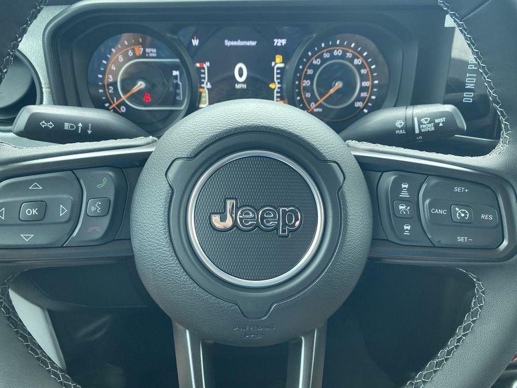 new 2025 Jeep Gladiator car, priced at $50,728