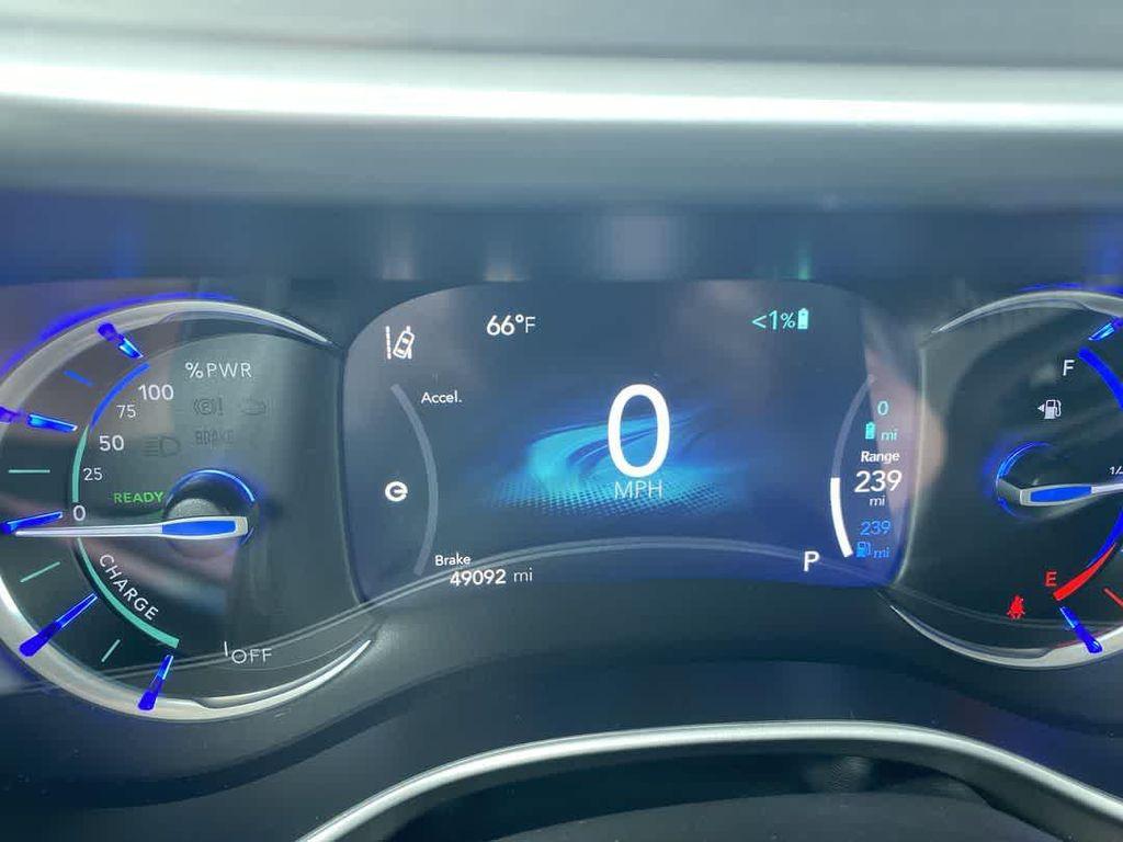 used 2024 Chrysler Pacifica Hybrid car, priced at $27,618