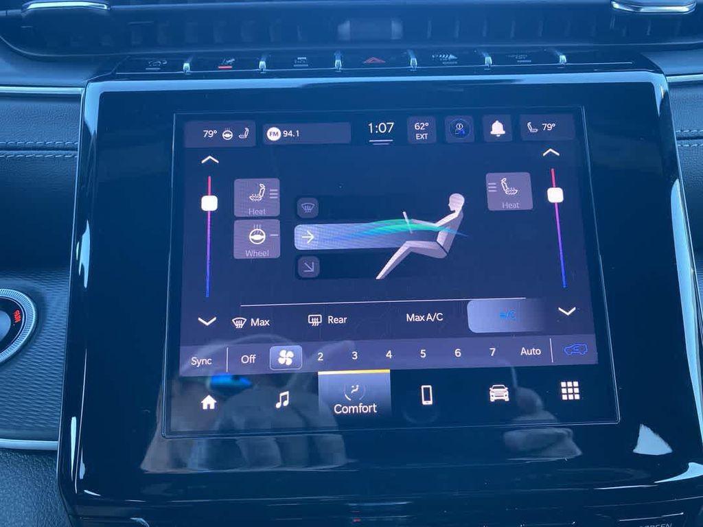 new 2025 Jeep Grand Cherokee car, priced at $47,961