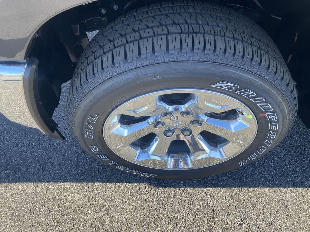 new 2026 Ram 1500 car, priced at $61,581
