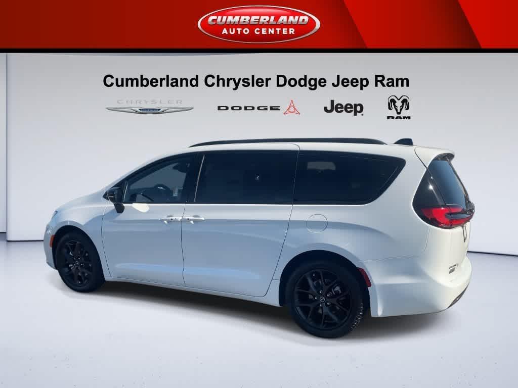 new 2026 Chrysler Pacifica car, priced at $47,597